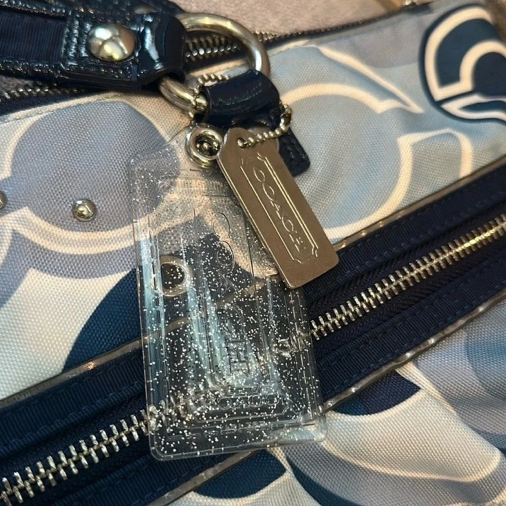 Coach Poppy Signature Graphic Tote in Denim and Cream - Picture 5 of 9